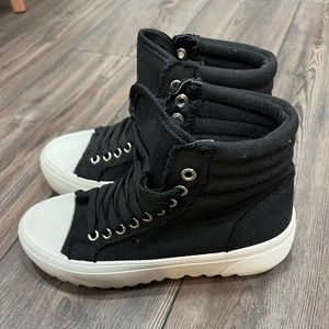 MISSLOLA high top sneaker